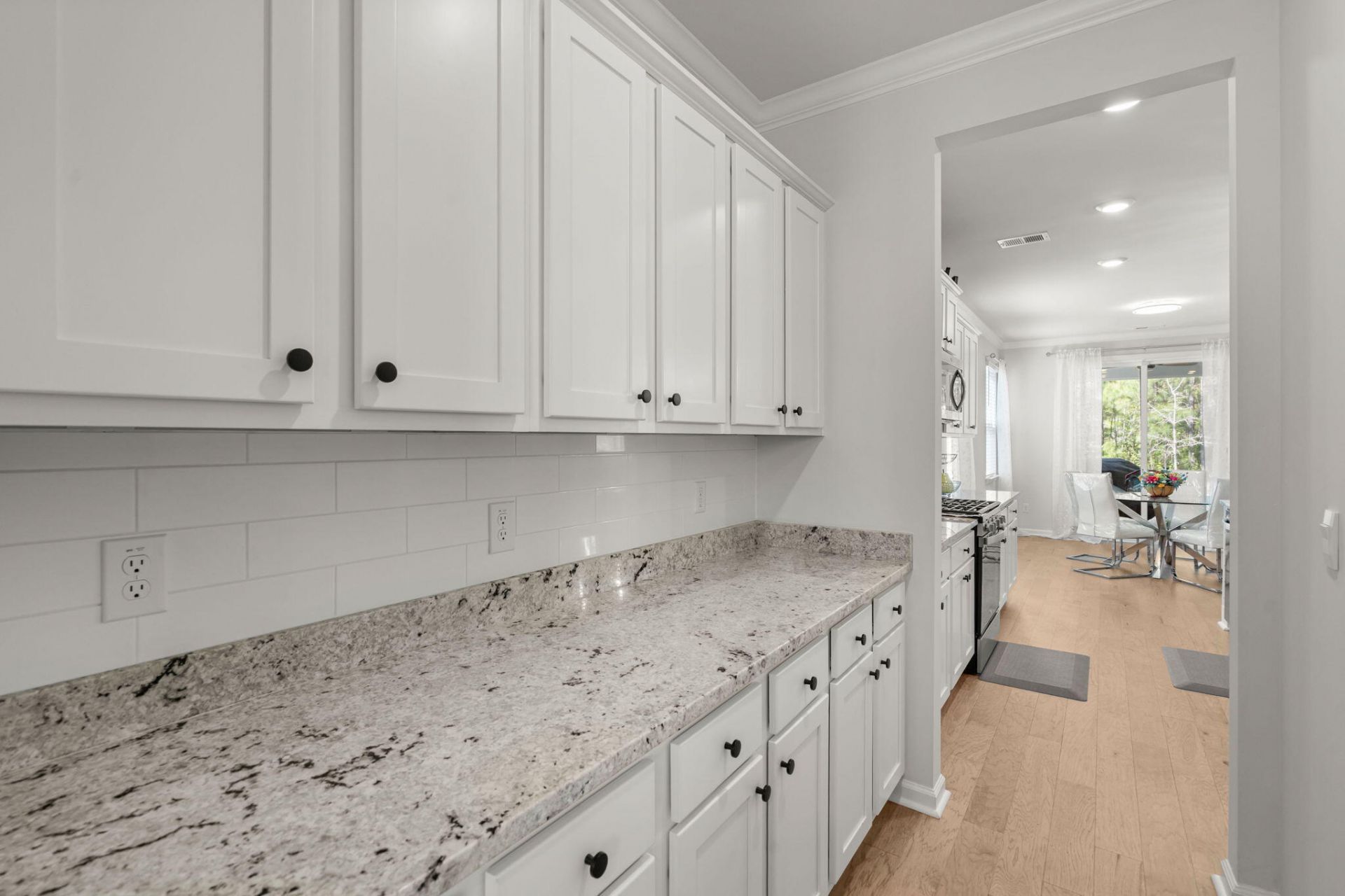 197 Cherry Grove Drive Photo 14