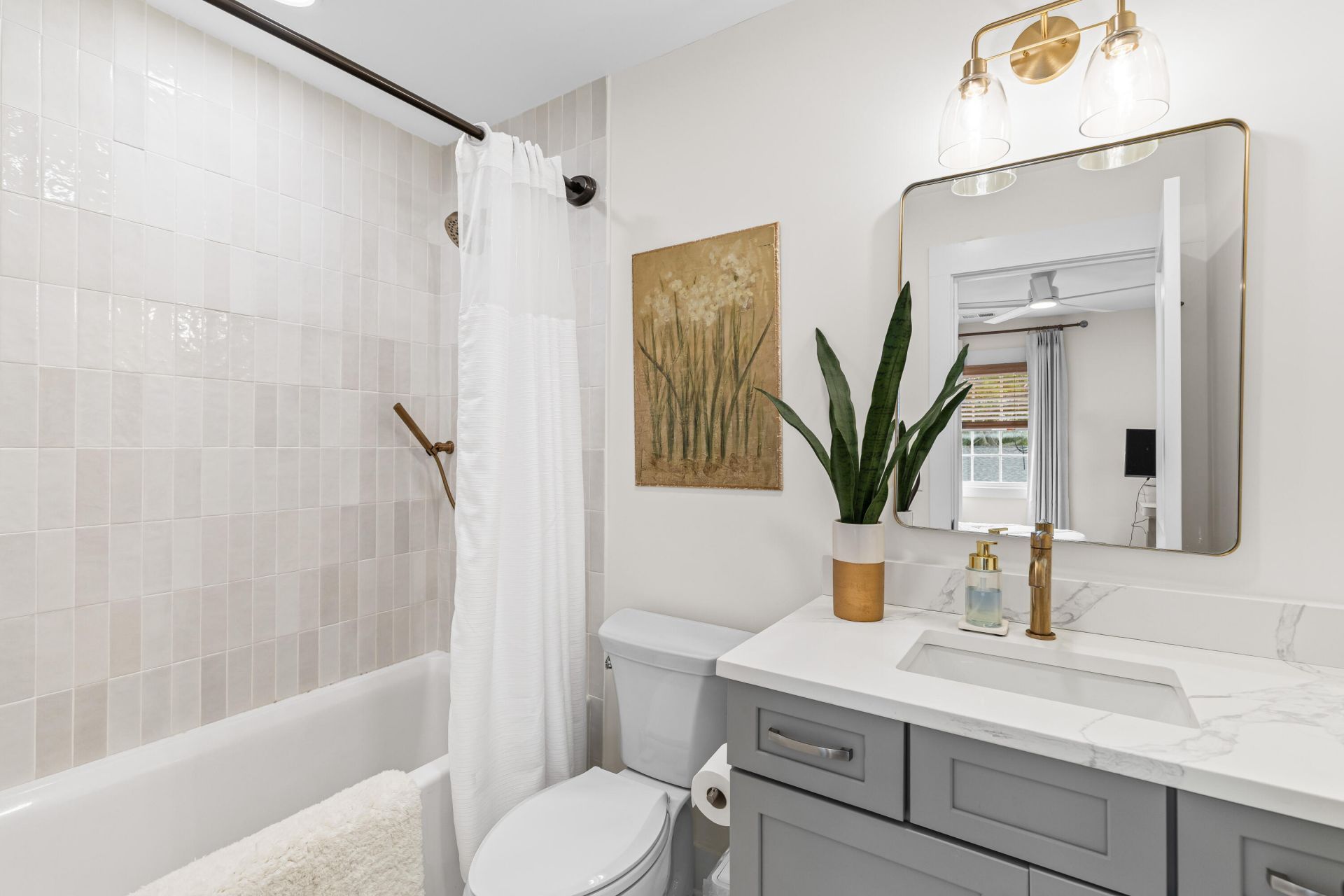 16 Amherst Street Photo 10