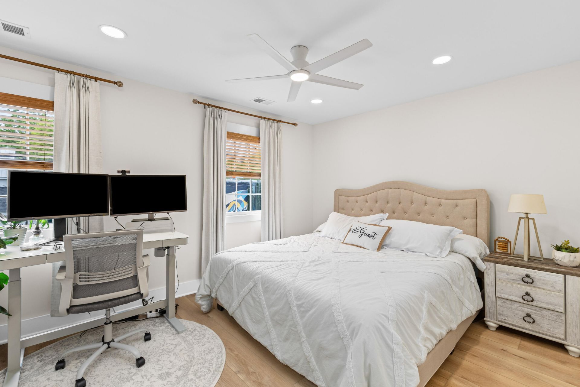 16 Amherst Street Photo 11