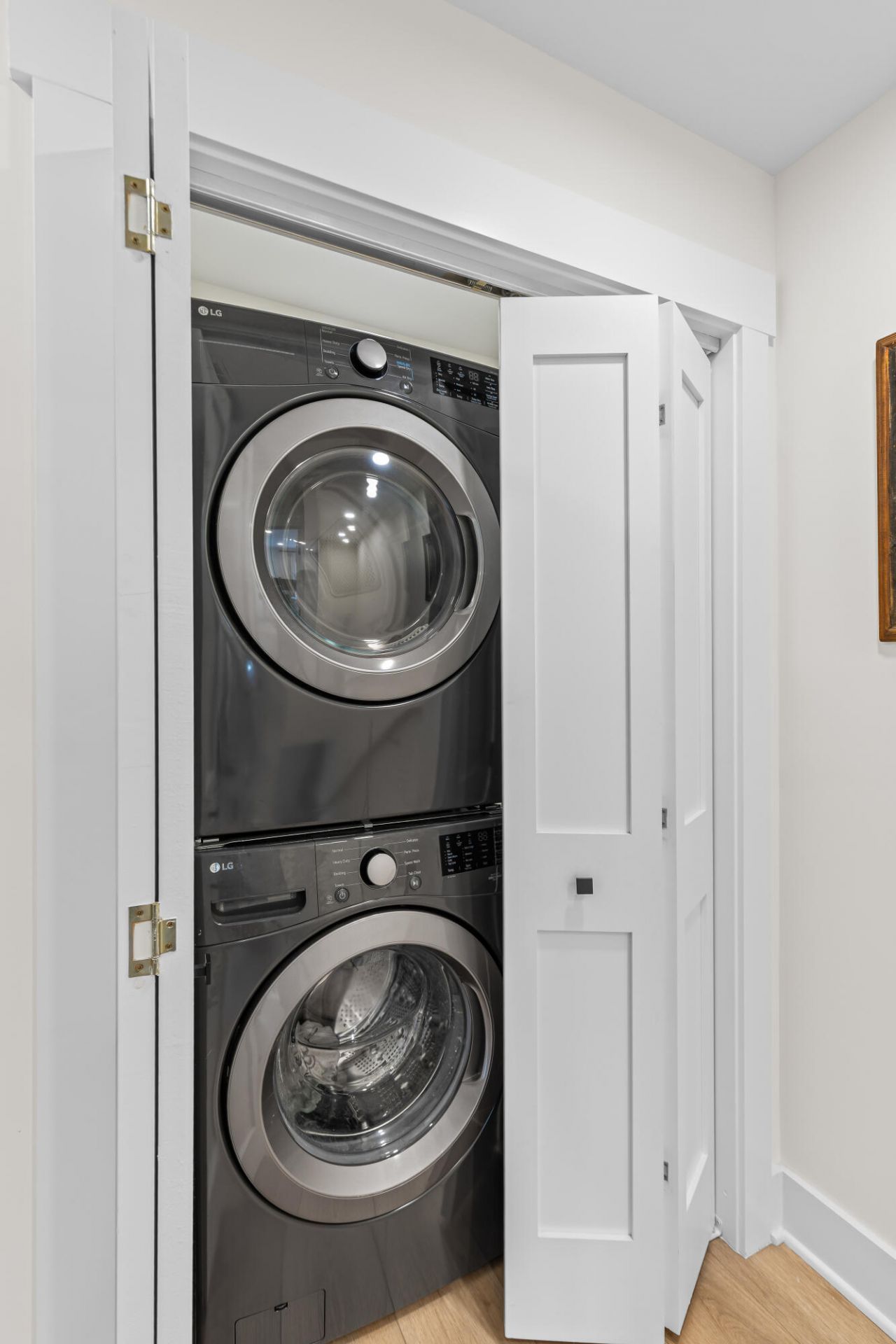 16 Amherst Street Photo 16