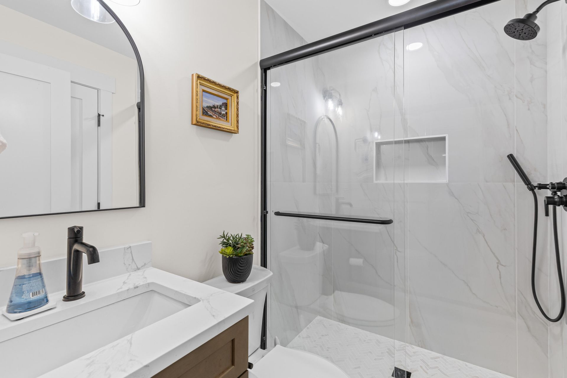 16 Amherst Street Photo 19