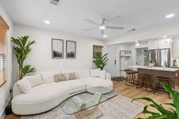 16 Amherst Street photo 4