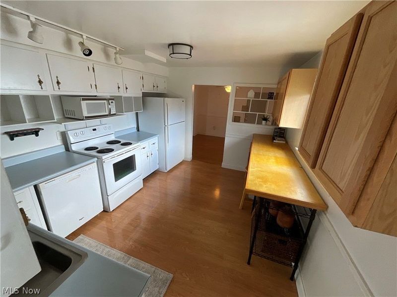 5229 Devon Drive , Vermilion, OH 44089 Photo 8