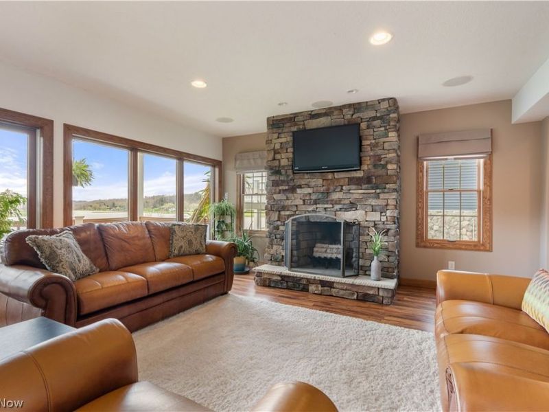 376 E Mohawk Drive, Malvern, OH 44644 Photo 26