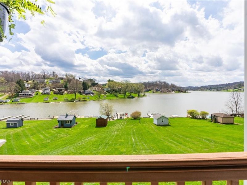 376 E Mohawk Drive, Malvern, OH 44644 Photo 33