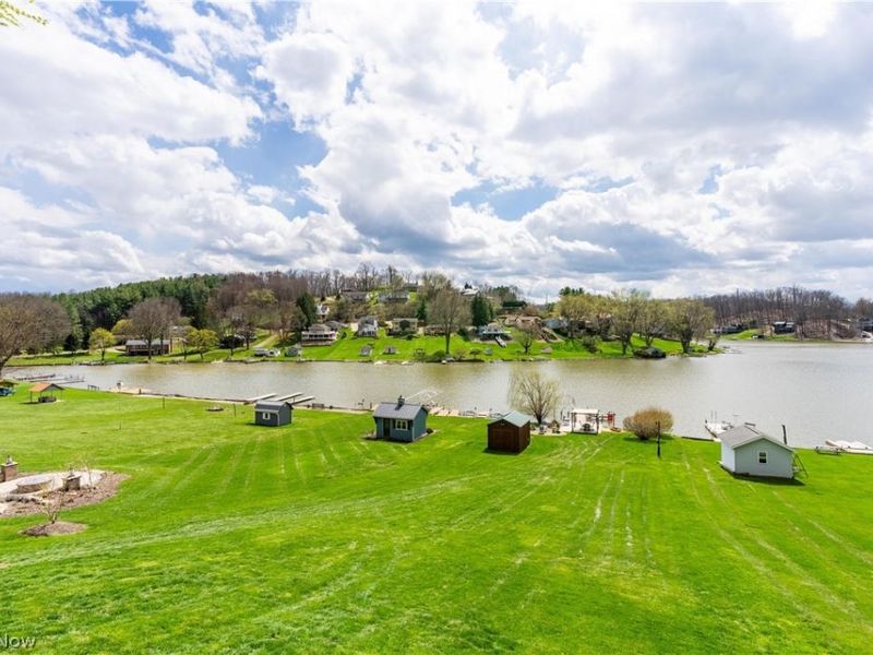 376 E Mohawk Drive, Malvern, OH 44644 Photo 43