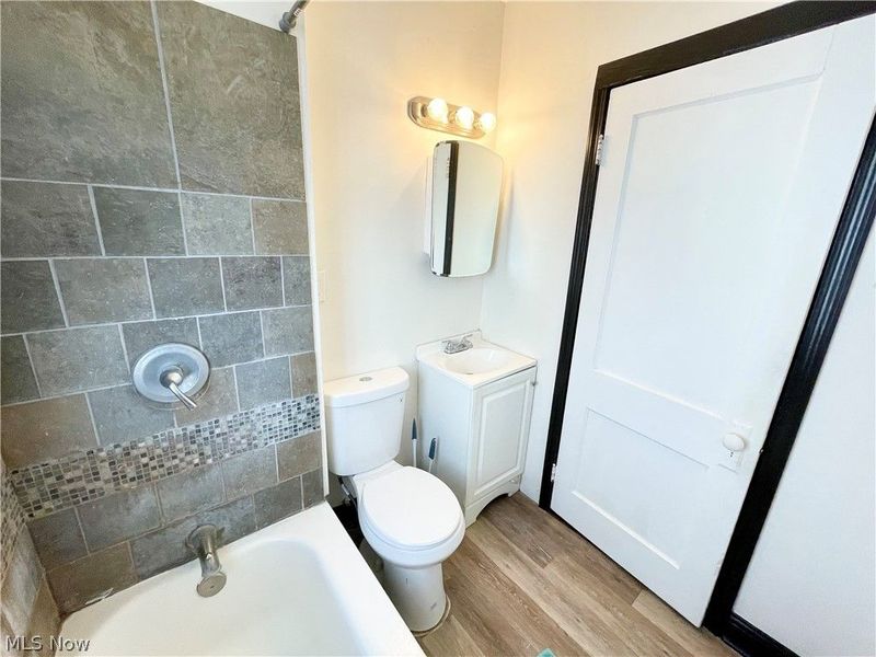 4032 E 142nd Street , Cleveland, OH 44128 Photo 12