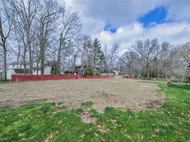 20792 Sandalwood Lane , Strongsville, OH 44149 Photo 5