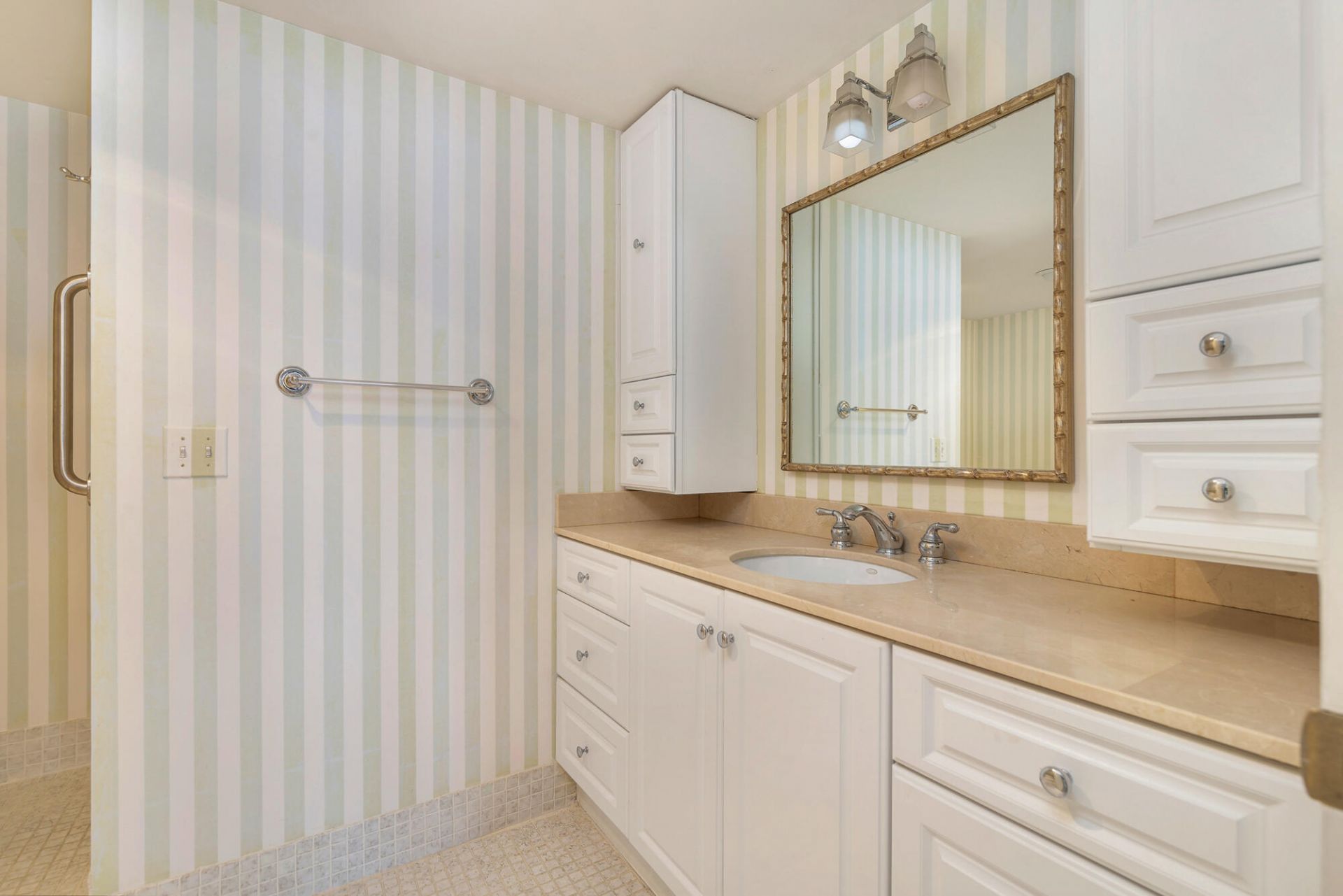 1801 S Flagler Drive, Unit 1105, West Palm Beach, FL 33401 Photo