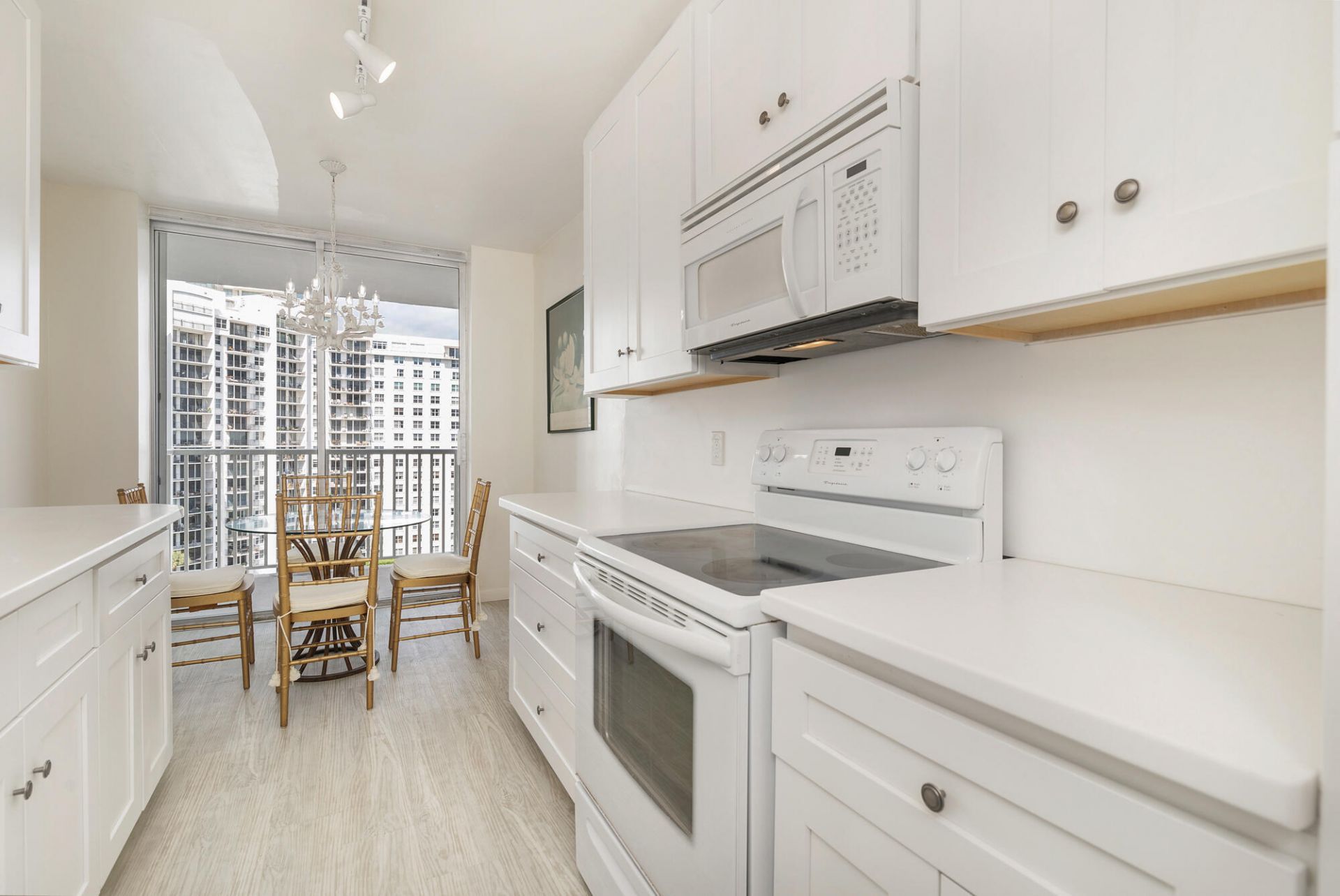 1801 S Flagler Drive, Unit 1105, West Palm Beach, FL 33401 Photo