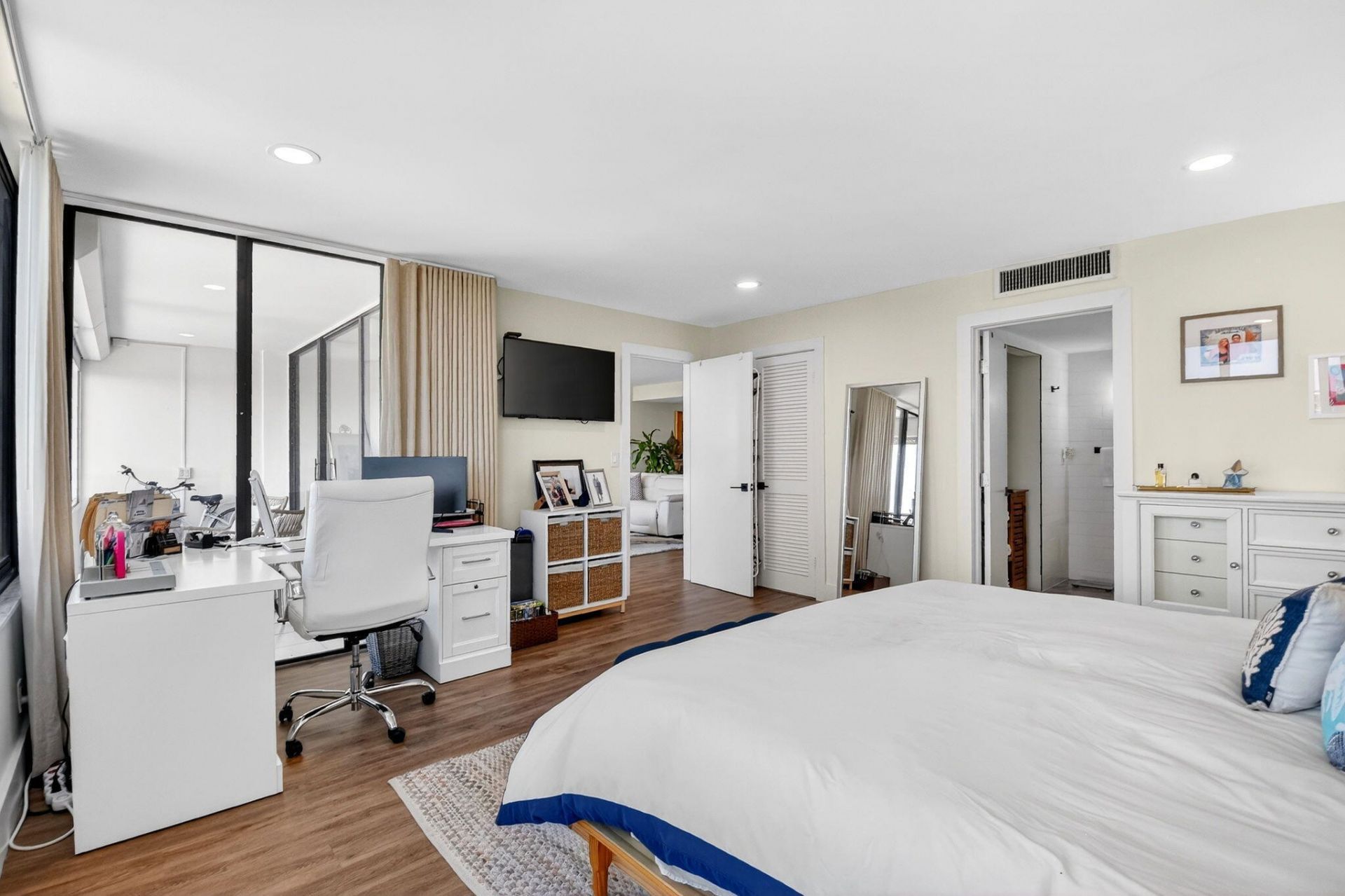 3589 S Ocean Boulevard, Unit Ph909, South Palm Beach, FL 33480 Photo