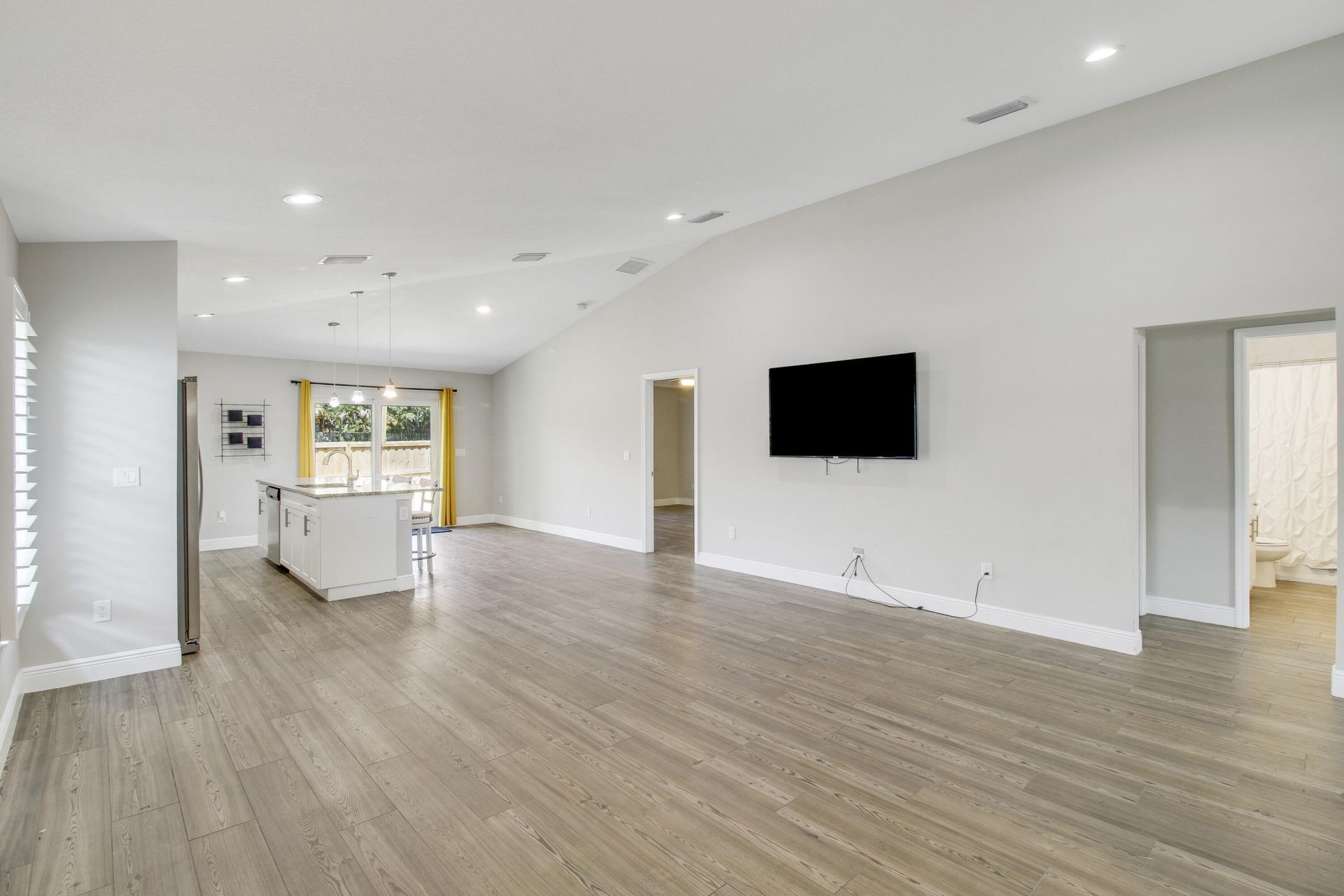 3121 Pinewood Avenue, West Palm Beach, FL 33407 Photo