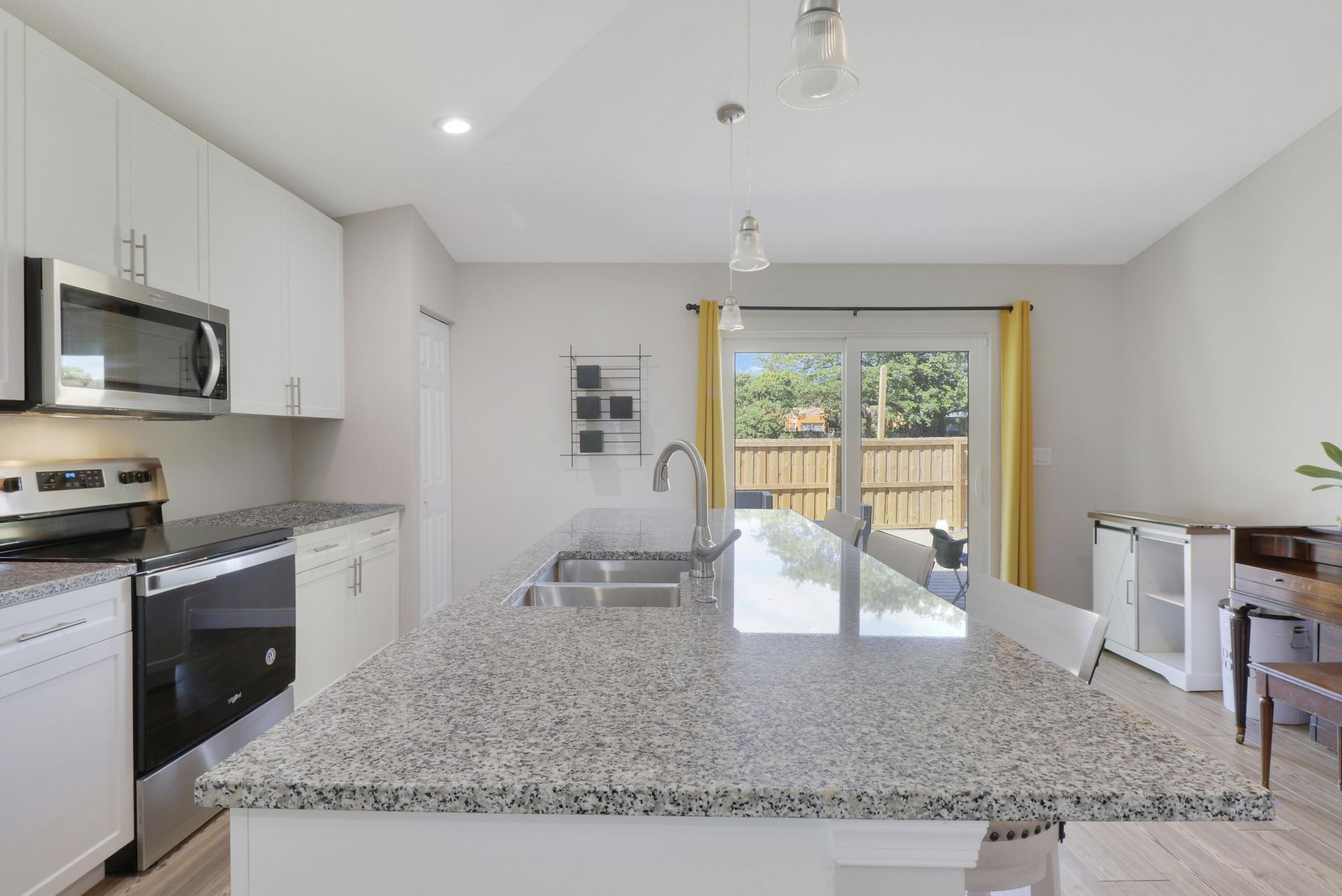 3121 Pinewood Avenue, West Palm Beach, FL 33407 Photo