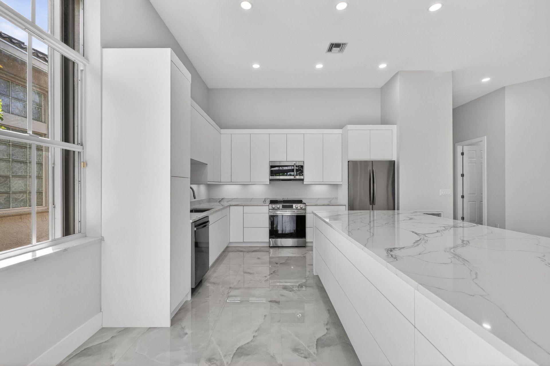 6935 Fairway Lakes Drive, Boynton Beach, FL 33472 Photo