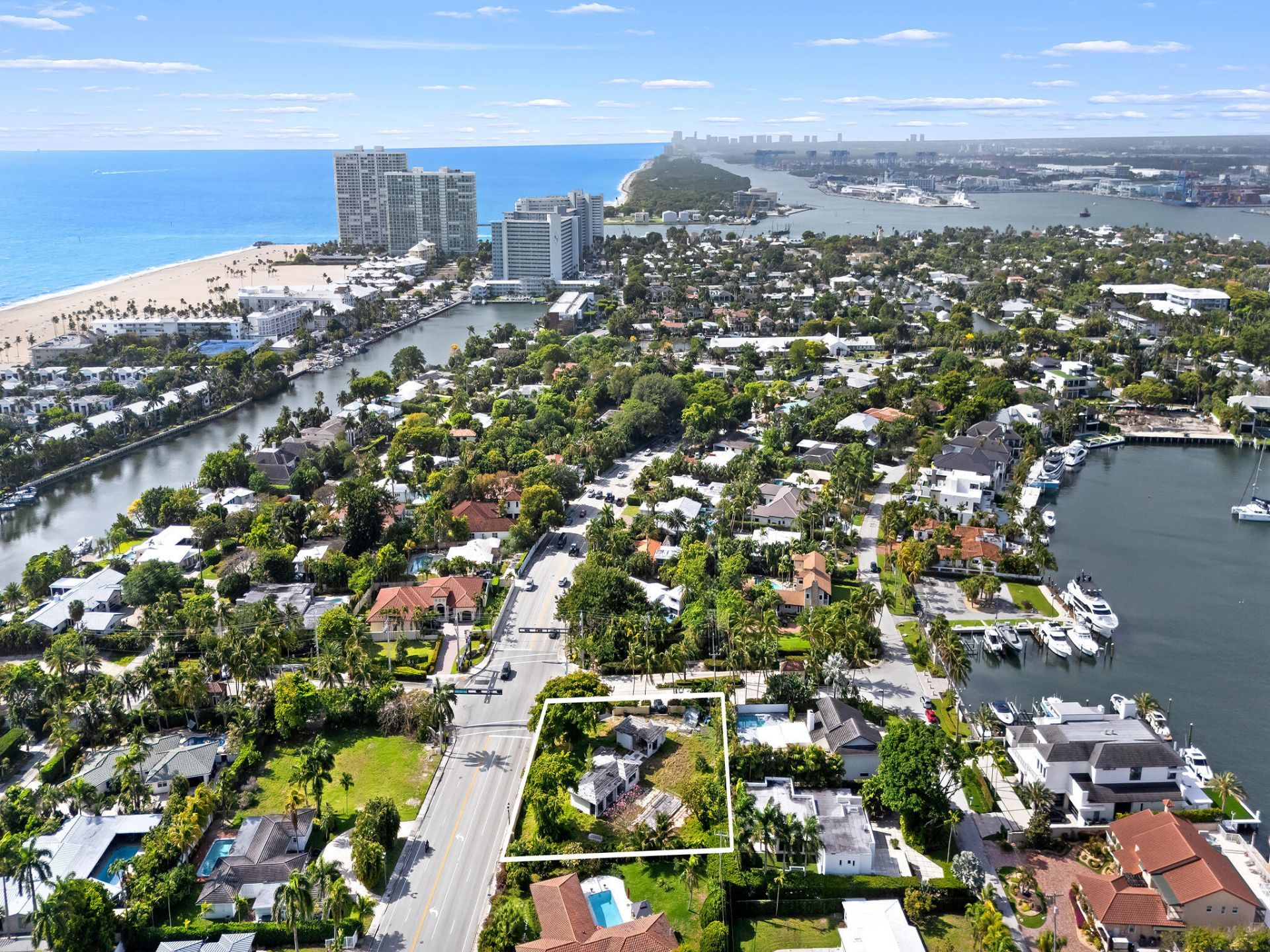 2681 Harbor Beach Parkway, Fort Lauderdale, FL 33316 Photo