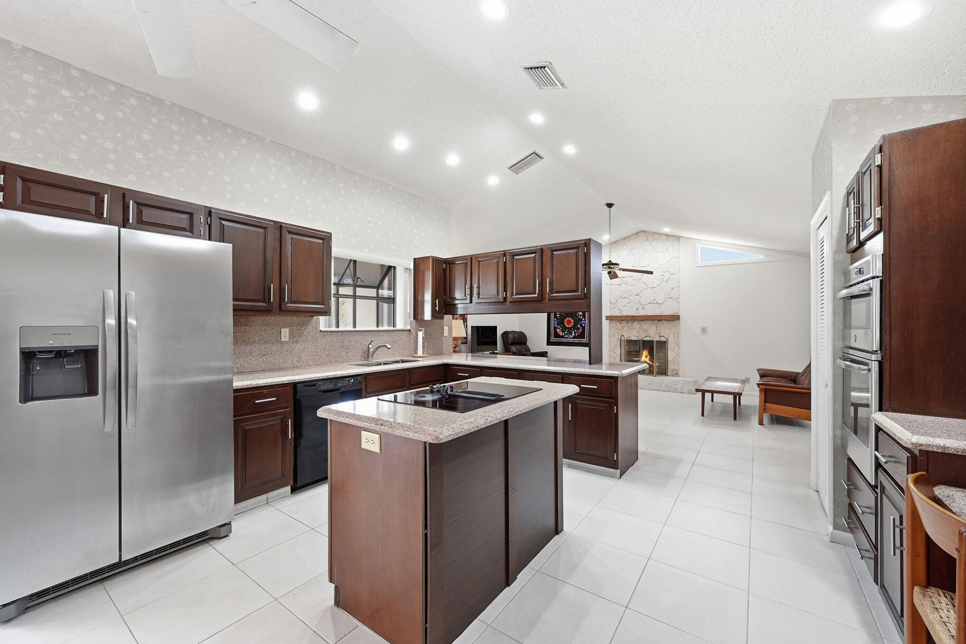 5055 NW 89th Way, Coral Springs, FL 33067 Photo