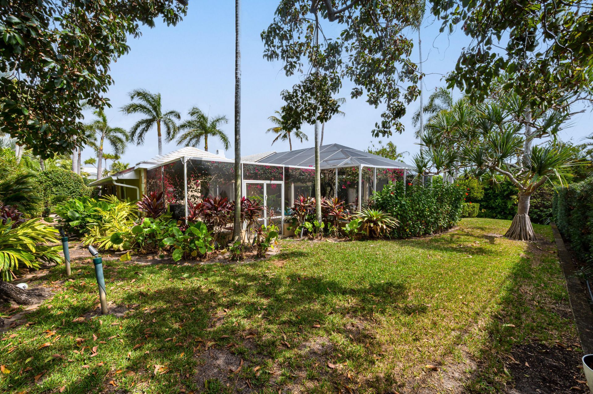 280 Tradewind Drive, Palm Beach, FL 33480 Photo