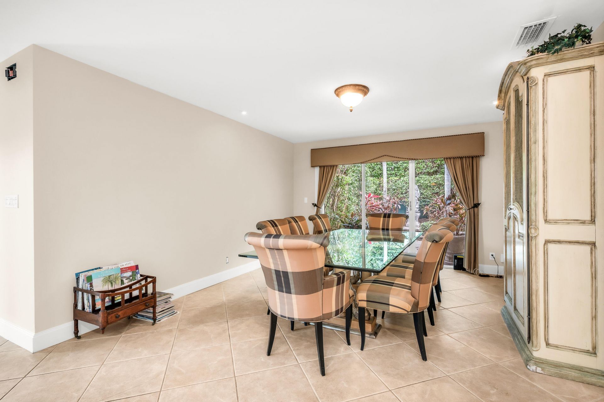 280 Tradewind Drive, Palm Beach, FL 33480 Photo