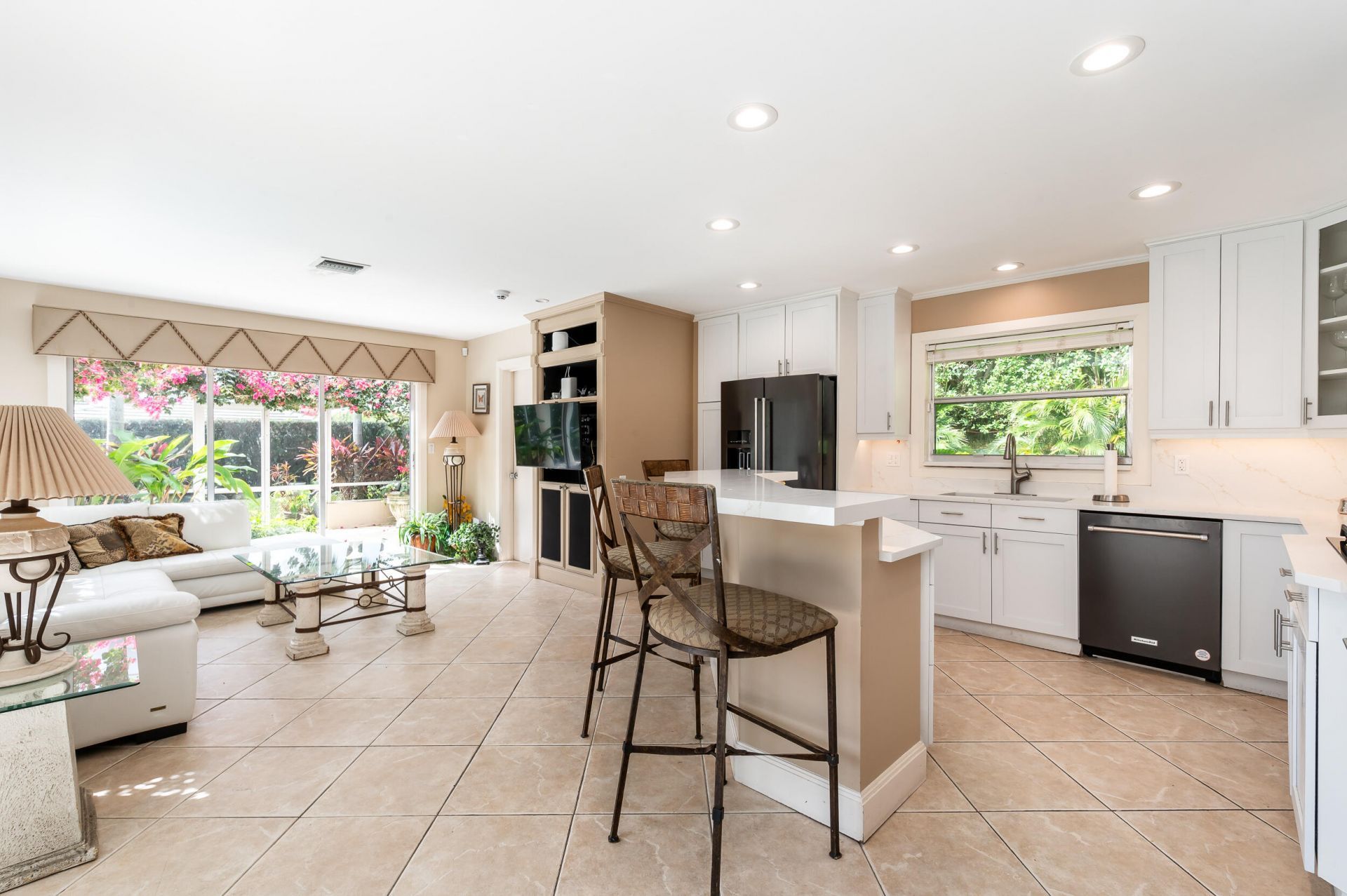 280 Tradewind Drive, Palm Beach, FL 33480 Photo