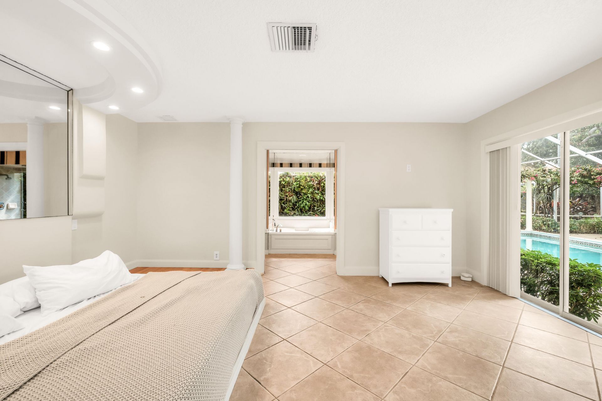 280 Tradewind Drive, Palm Beach, FL 33480 Photo