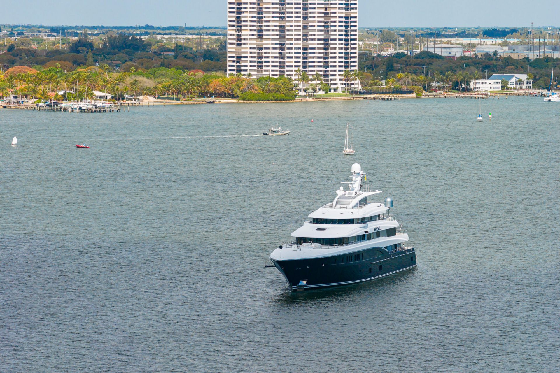 280 Tradewind Drive, Palm Beach, FL 33480 Photo