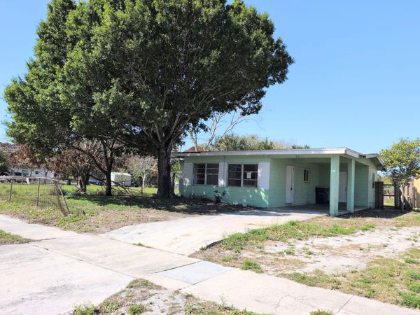 521 N 22nd Street, Fort Pierce, FL 34950