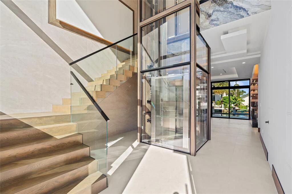 2441 NE 48th Court, Lighthouse Point, FL 33064 Photo