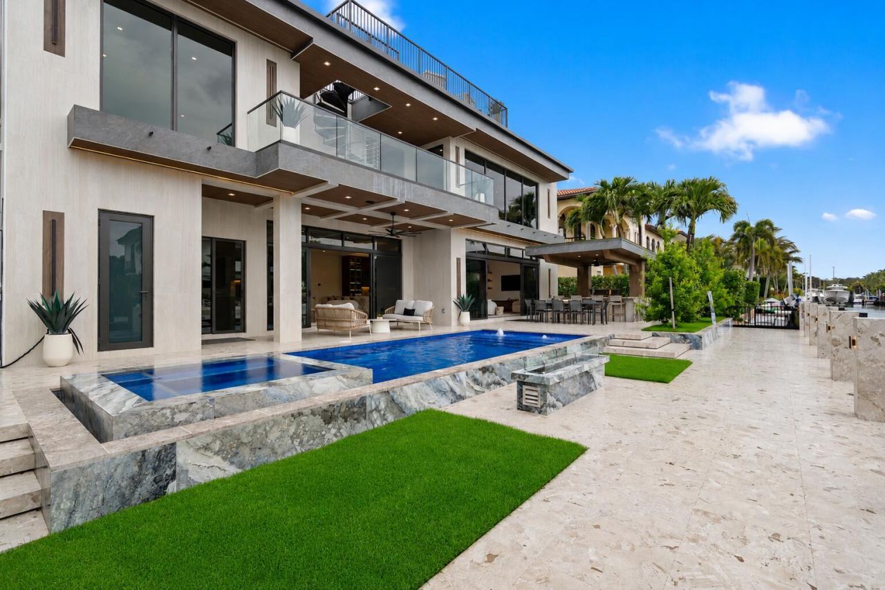 2441 NE 48th Court, Lighthouse Point, FL 33064 Photo