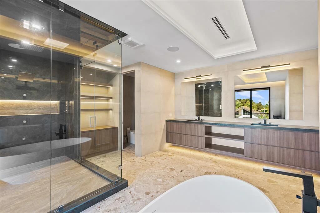 2441 NE 48th Court, Lighthouse Point, FL 33064 Photo