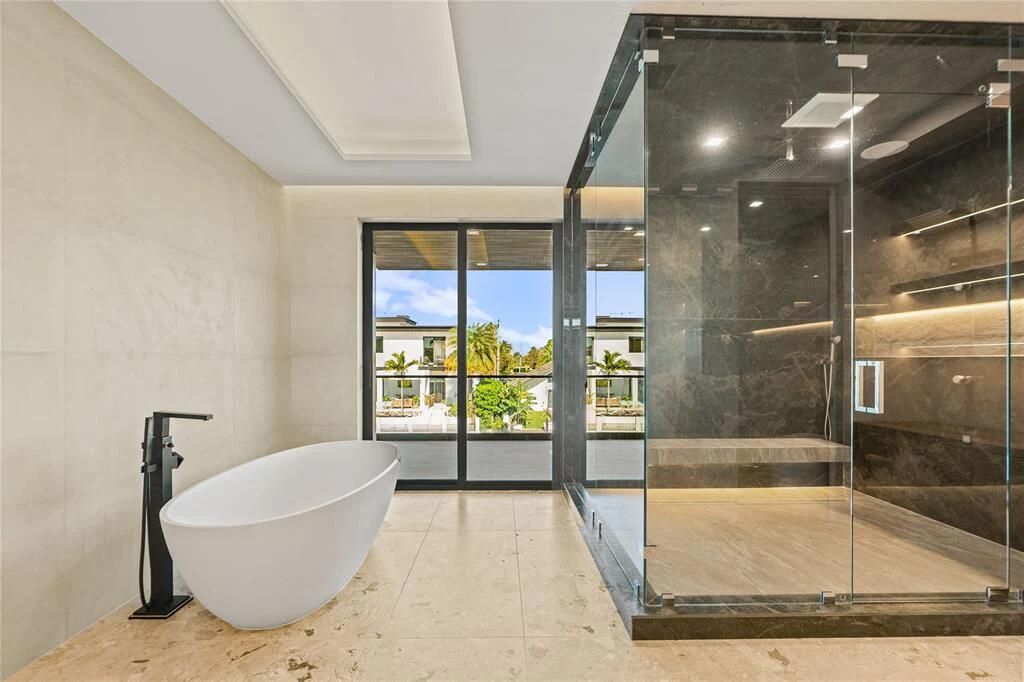 2441 NE 48th Court, Lighthouse Point, FL 33064 Photo