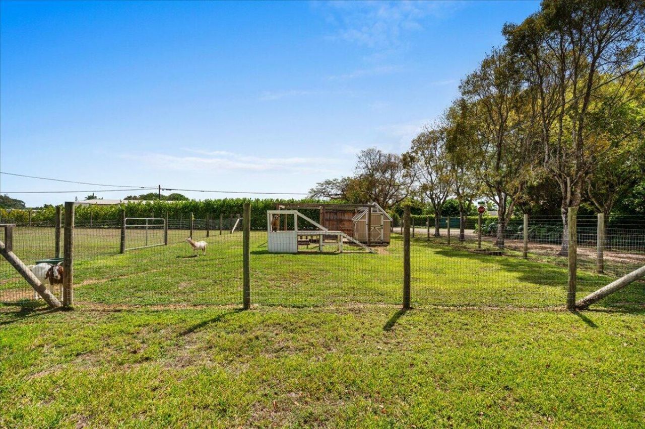19724 SW 243rd Terrace, Homestead, FL 33031 Photo