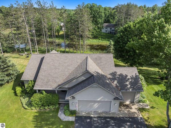 1546 Nightingale Lane, Kingsley, MI 49649