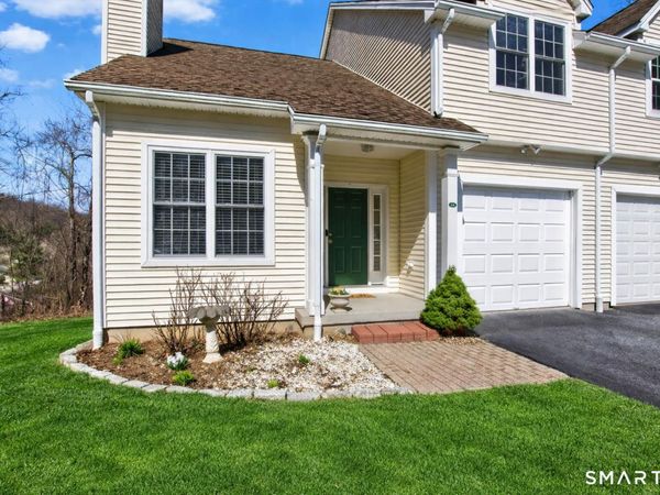 16A Claire Hill, Burlington, CT 06013