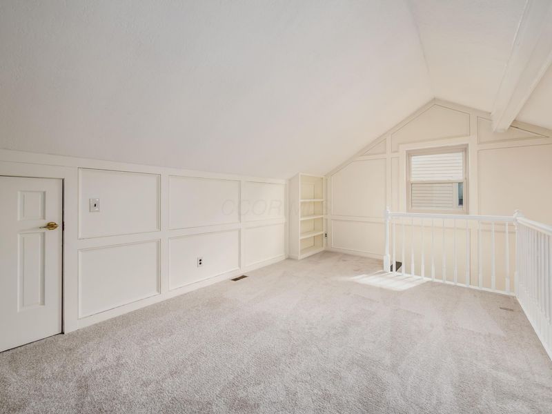 327 Whetstone Drive W, Powell, OH 43065 Photo 24