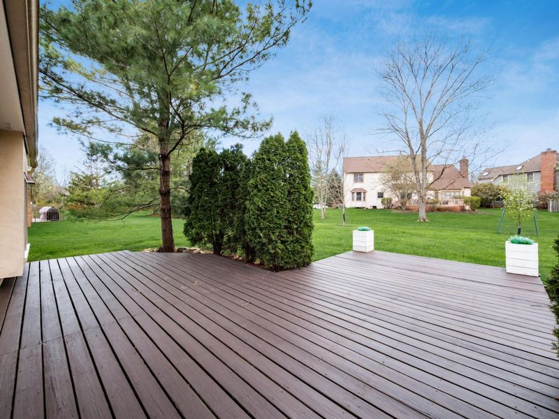 327 Whetstone Drive W, Powell, OH 43065 Photo 29