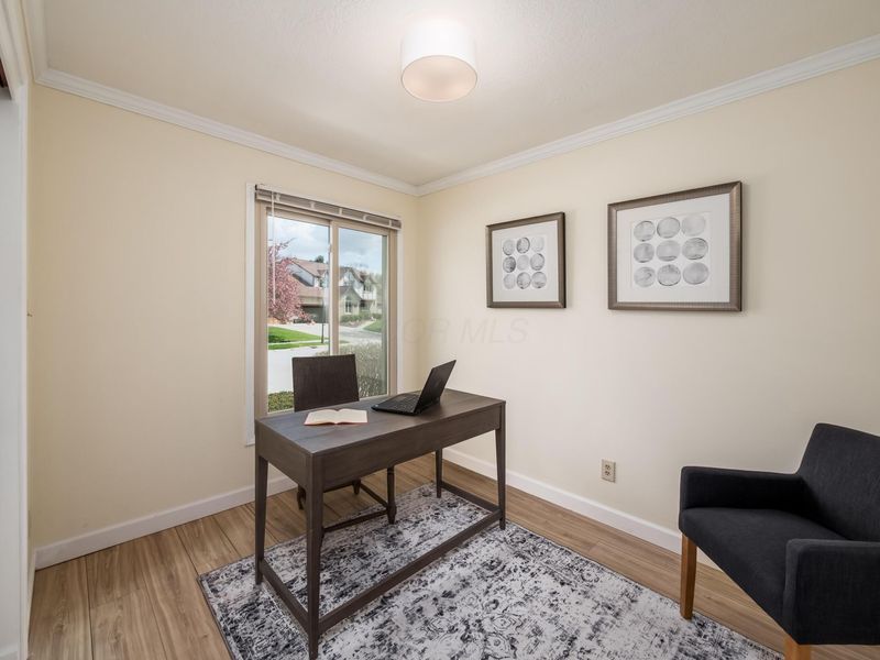 327 Whetstone Drive W, Powell, OH 43065 Photo 3