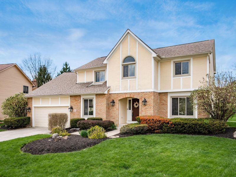 327 Whetstone Drive W, Powell, OH 43065 Photo 34