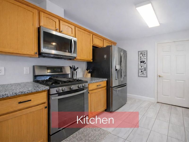 639 Daffodil Drive, Howard, OH 43028 Photo 8