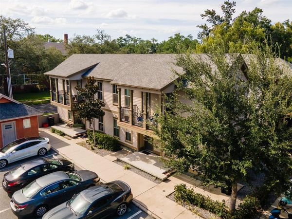 717 NW 10TH STREET , Unit 10, GAINESVILLE, FL 32601