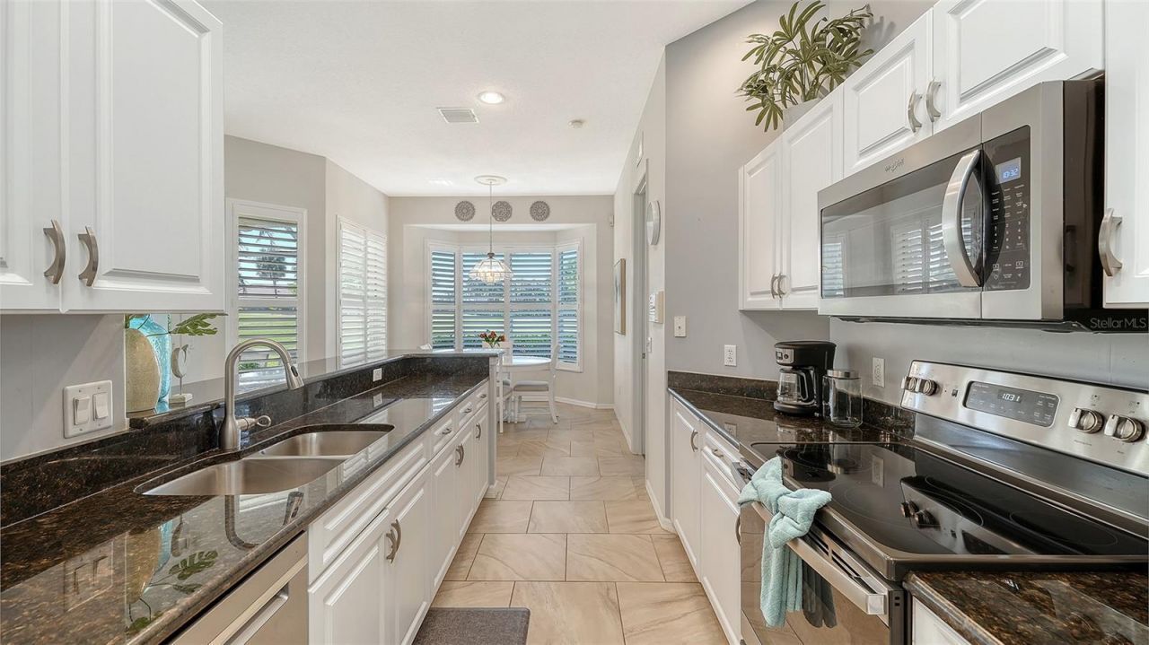 533 Fallbrook Drive, Venice, FL 34292 Photo