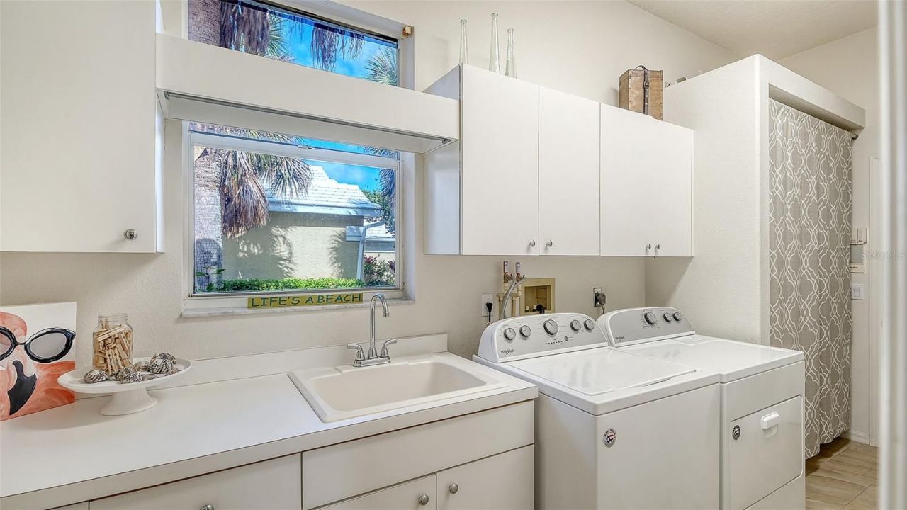 533 Fallbrook Drive, Venice, FL 34292 Photo