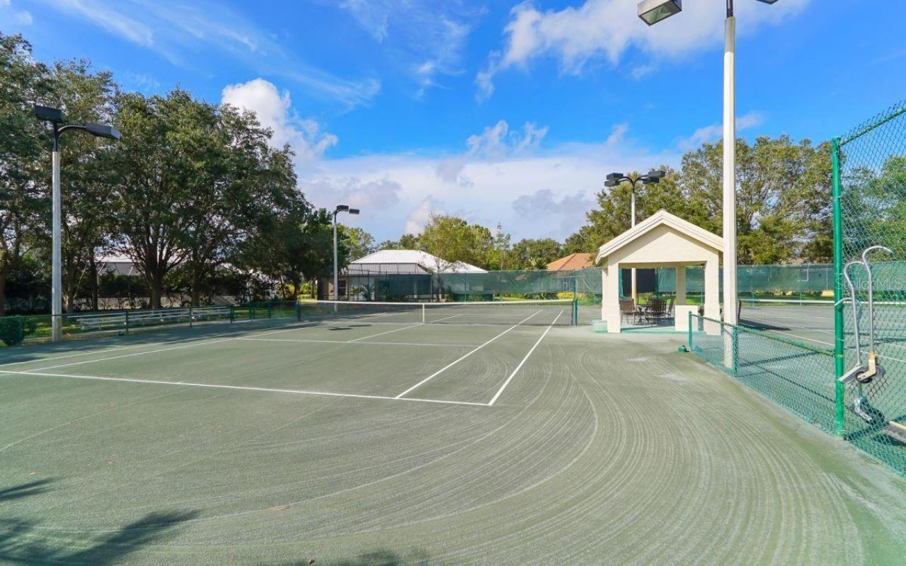 533 Fallbrook Drive, Venice, FL 34292 Photo