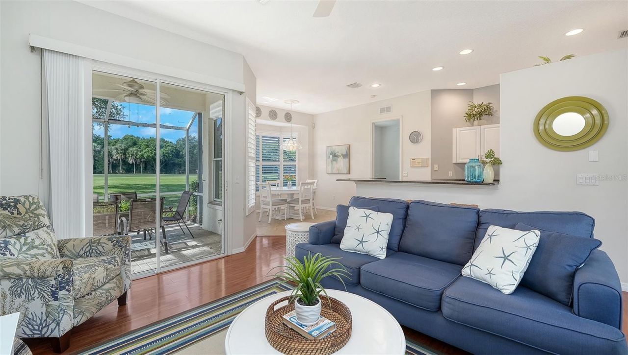 533 Fallbrook Drive, Venice, FL 34292 Photo
