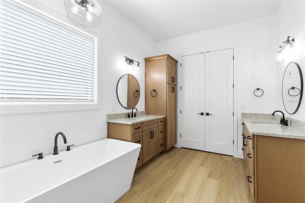 1290 Whitman Lane , Kenansville, FL 34739 Photo