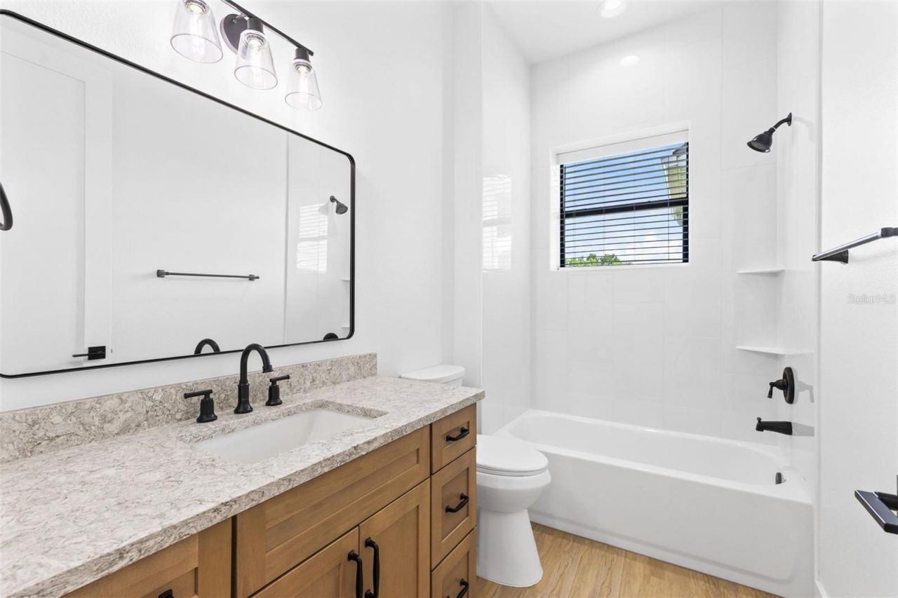 1290 Whitman Lane , Kenansville, FL 34739 Photo