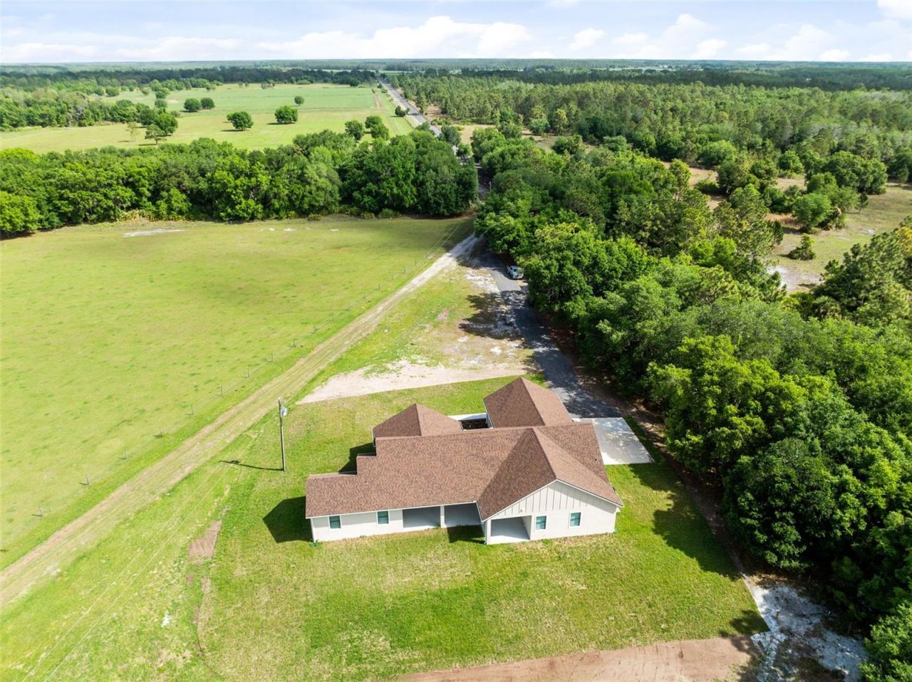 1290 Whitman Lane , Kenansville, FL 34739 Photo