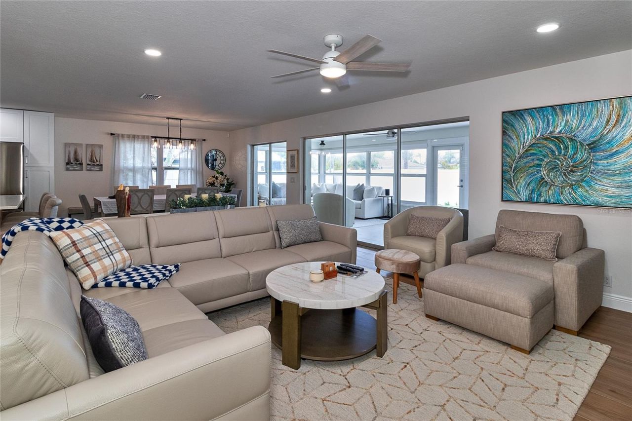 4331 Harbor Hills Drive , Largo, FL 33770 Photo