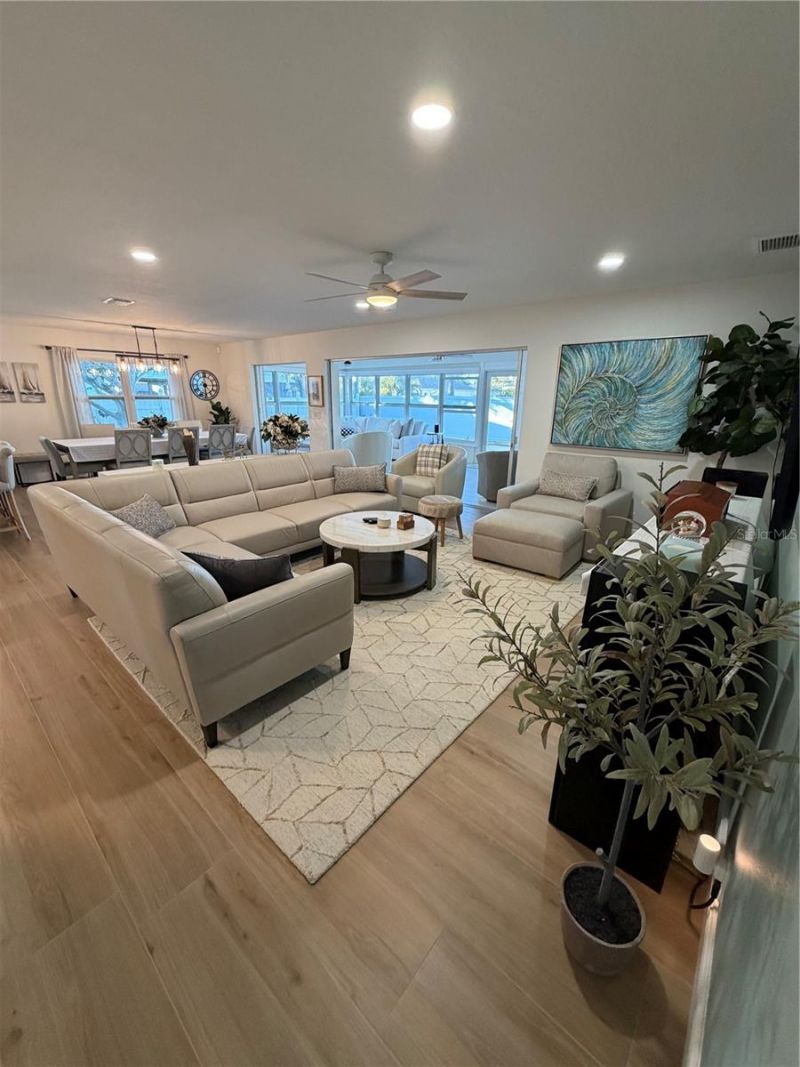 4331 Harbor Hills Drive , Largo, FL 33770 Photo