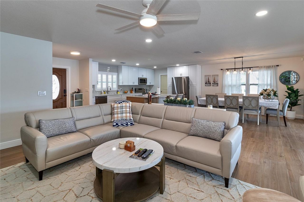 4331 Harbor Hills Drive , Largo, FL 33770 Photo