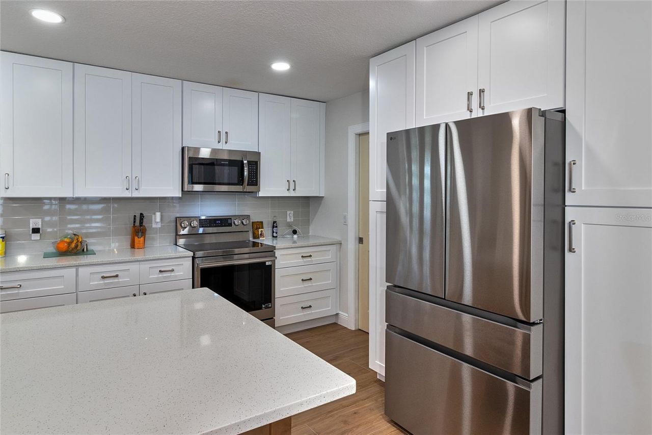 4331 Harbor Hills Drive , Largo, FL 33770 Photo